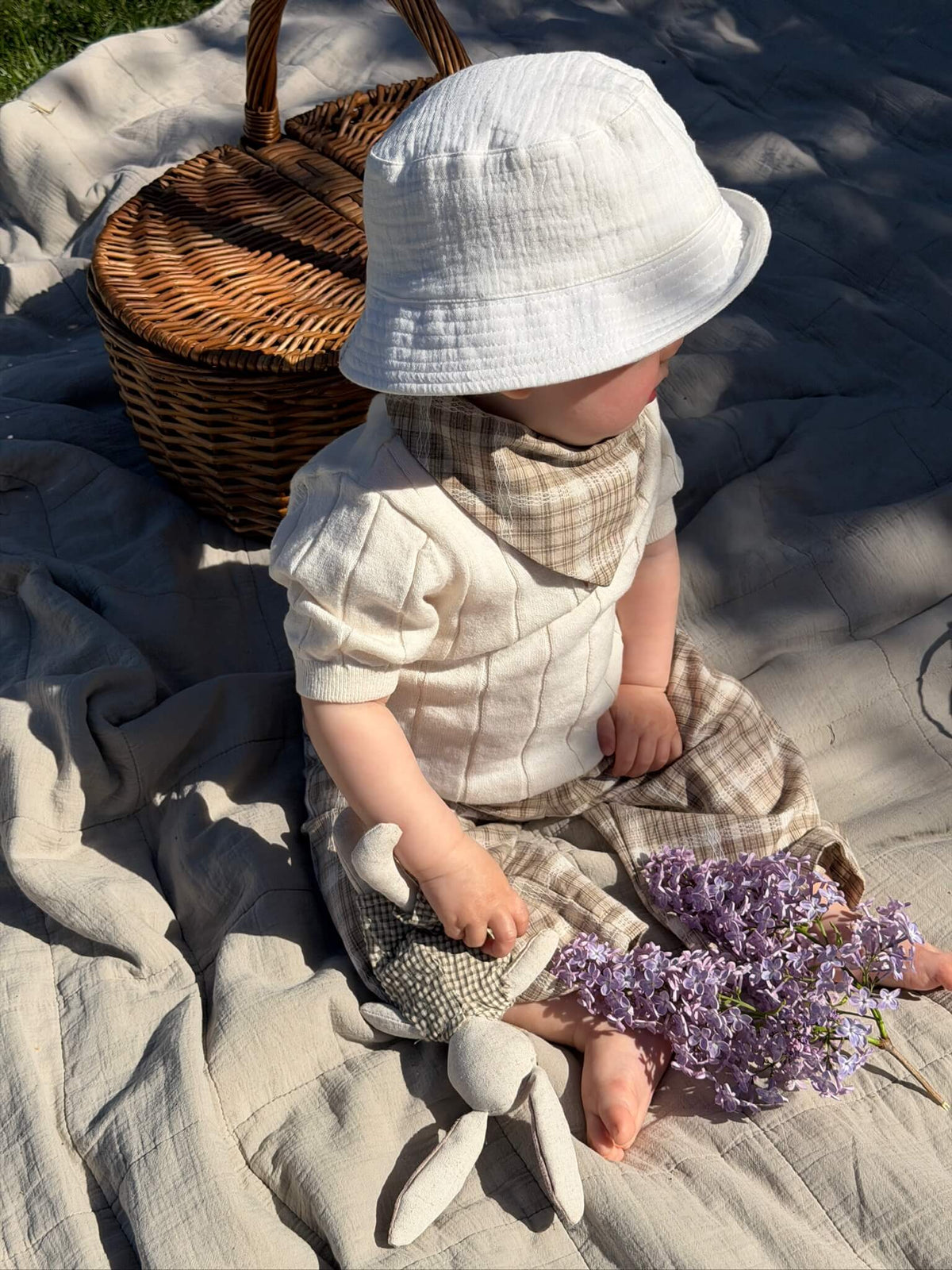 Baby's first wardrobe – a checklist for newborns