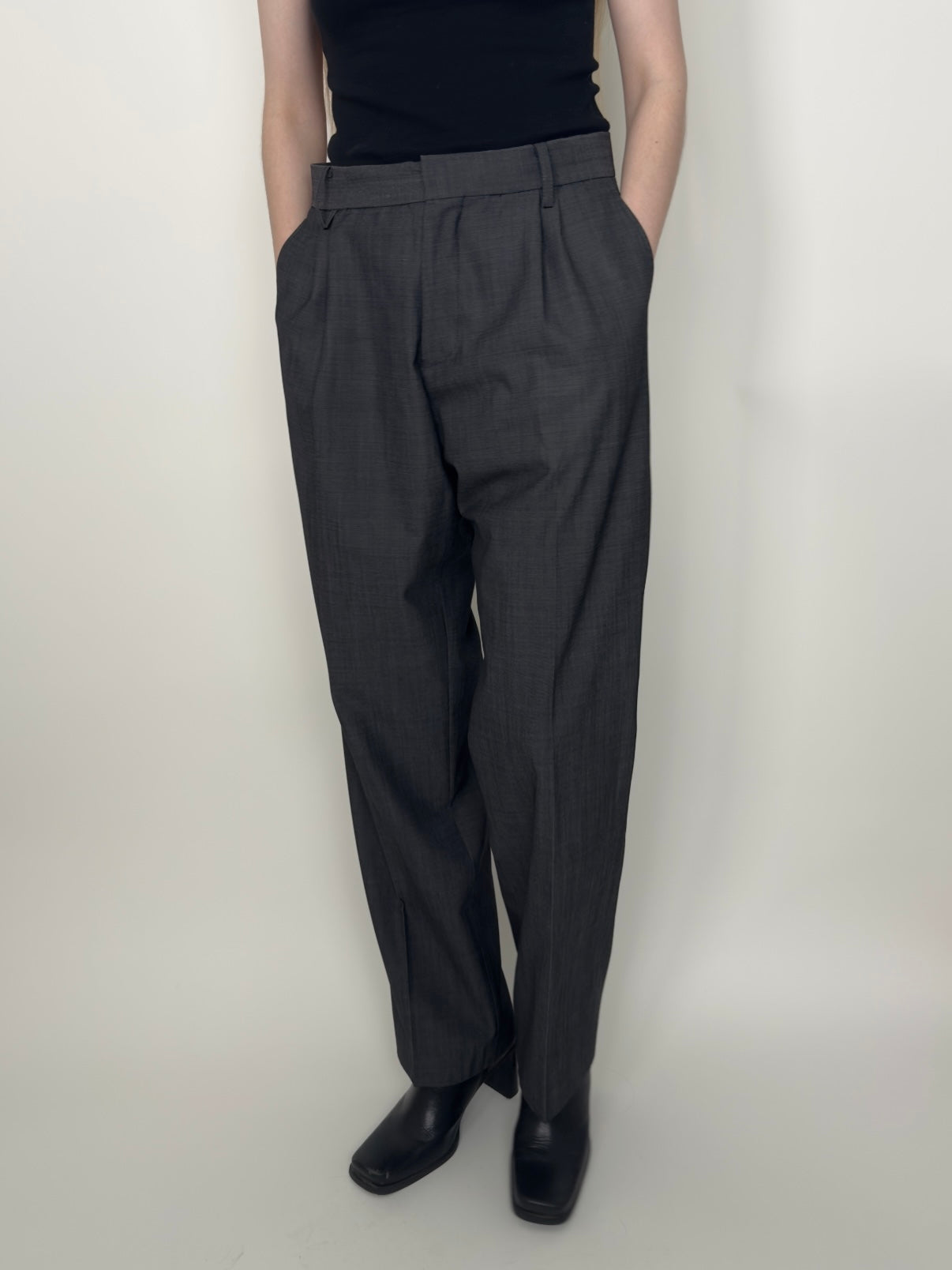 Pleated Wool Blend Trousers str. 38