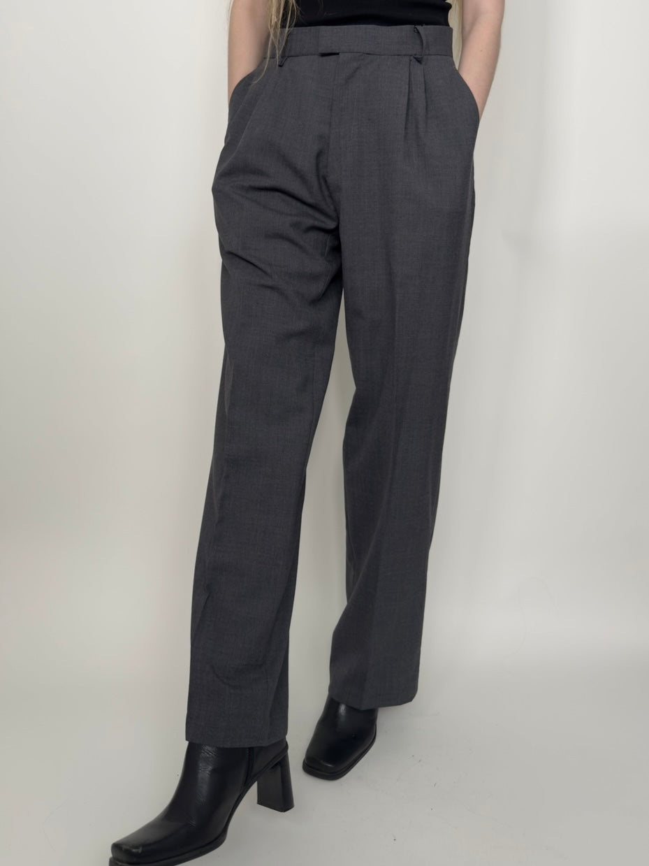 Grey Double Pleated Trousers str. 36