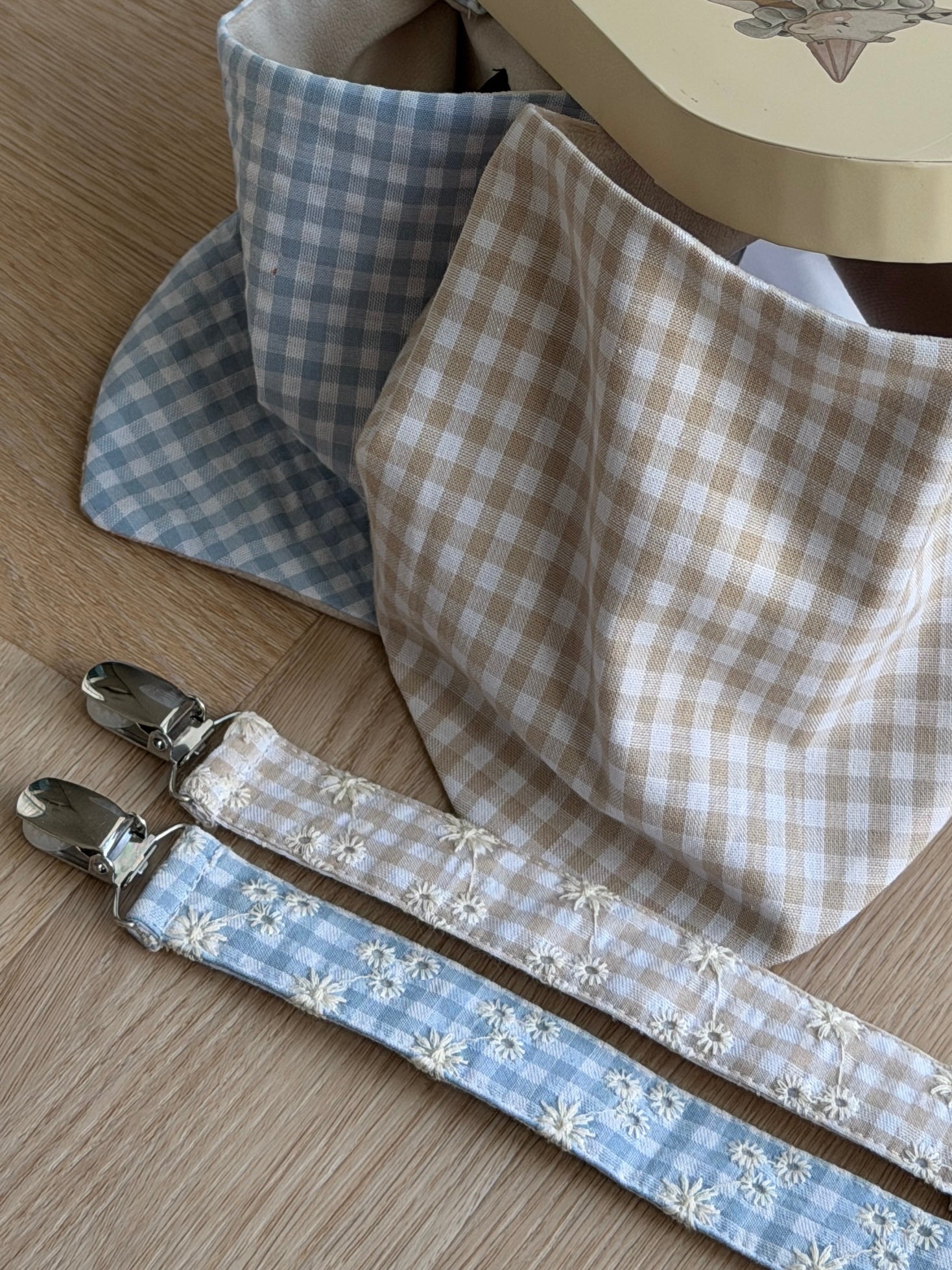 BRODERI ANGLAISE SUTTESNOR