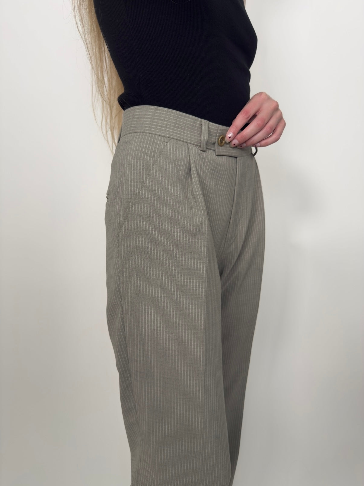 Pleated Pinstripe Trousers str. 34