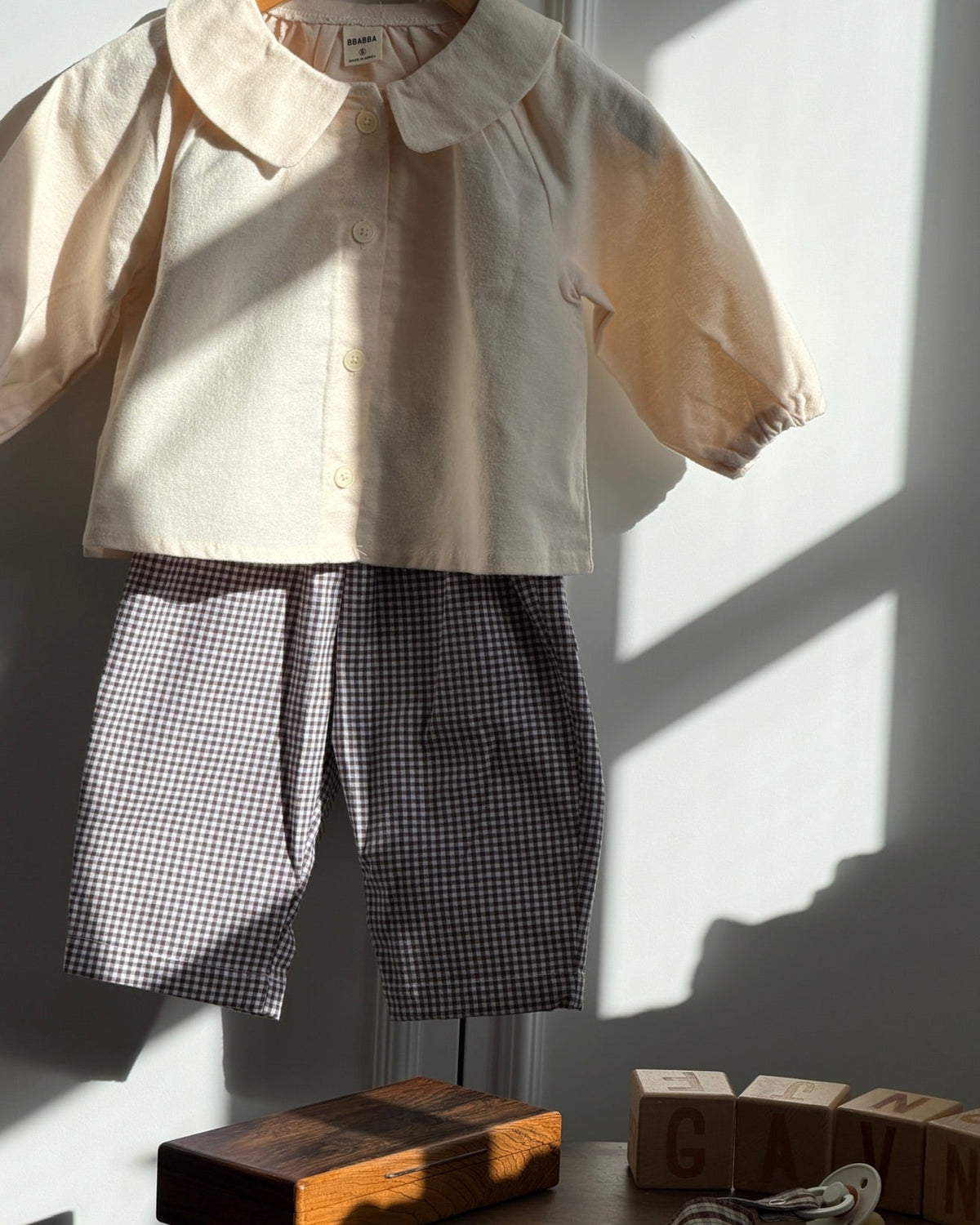 CREAM BLOUSE WITH PETER PAN COLLAR