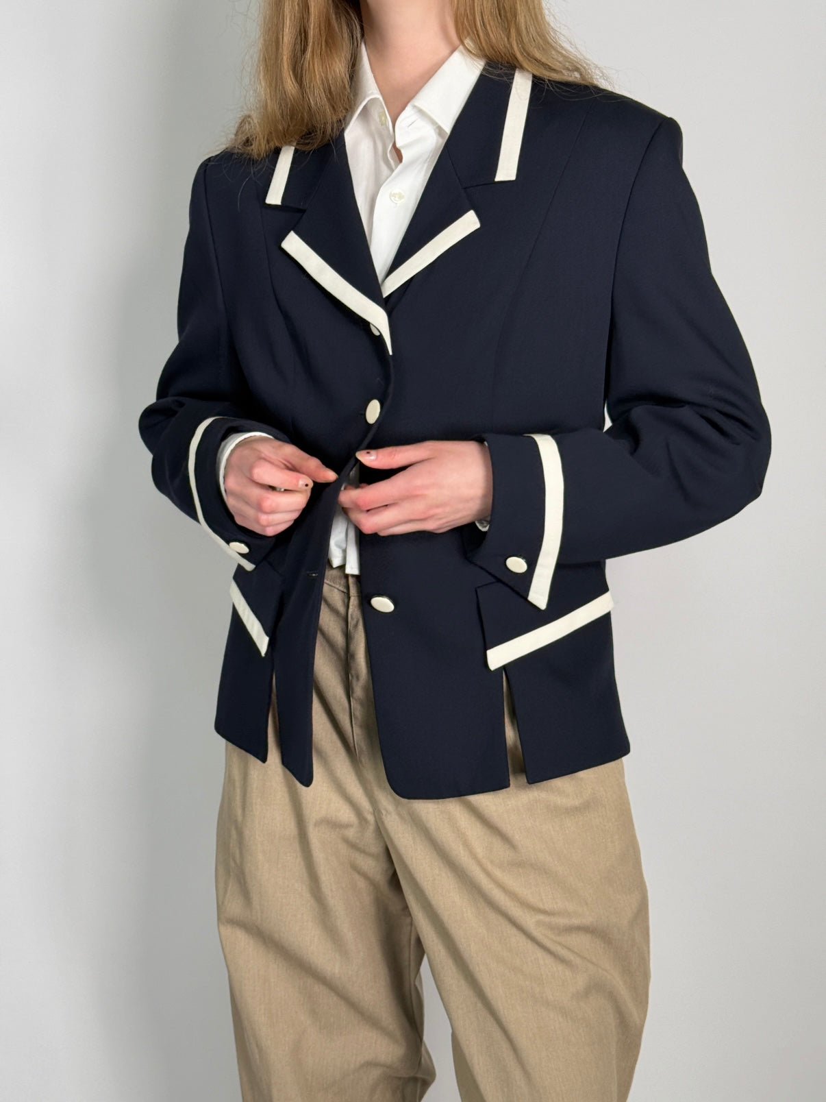 White Piping Details Navy Blazer str. 40