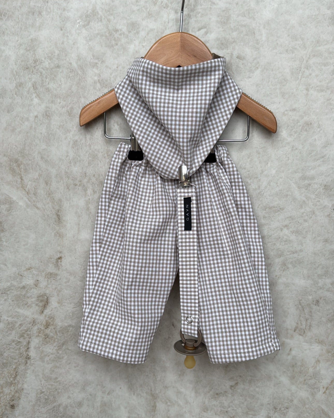 FLAT WHITE DUMMY CLIP