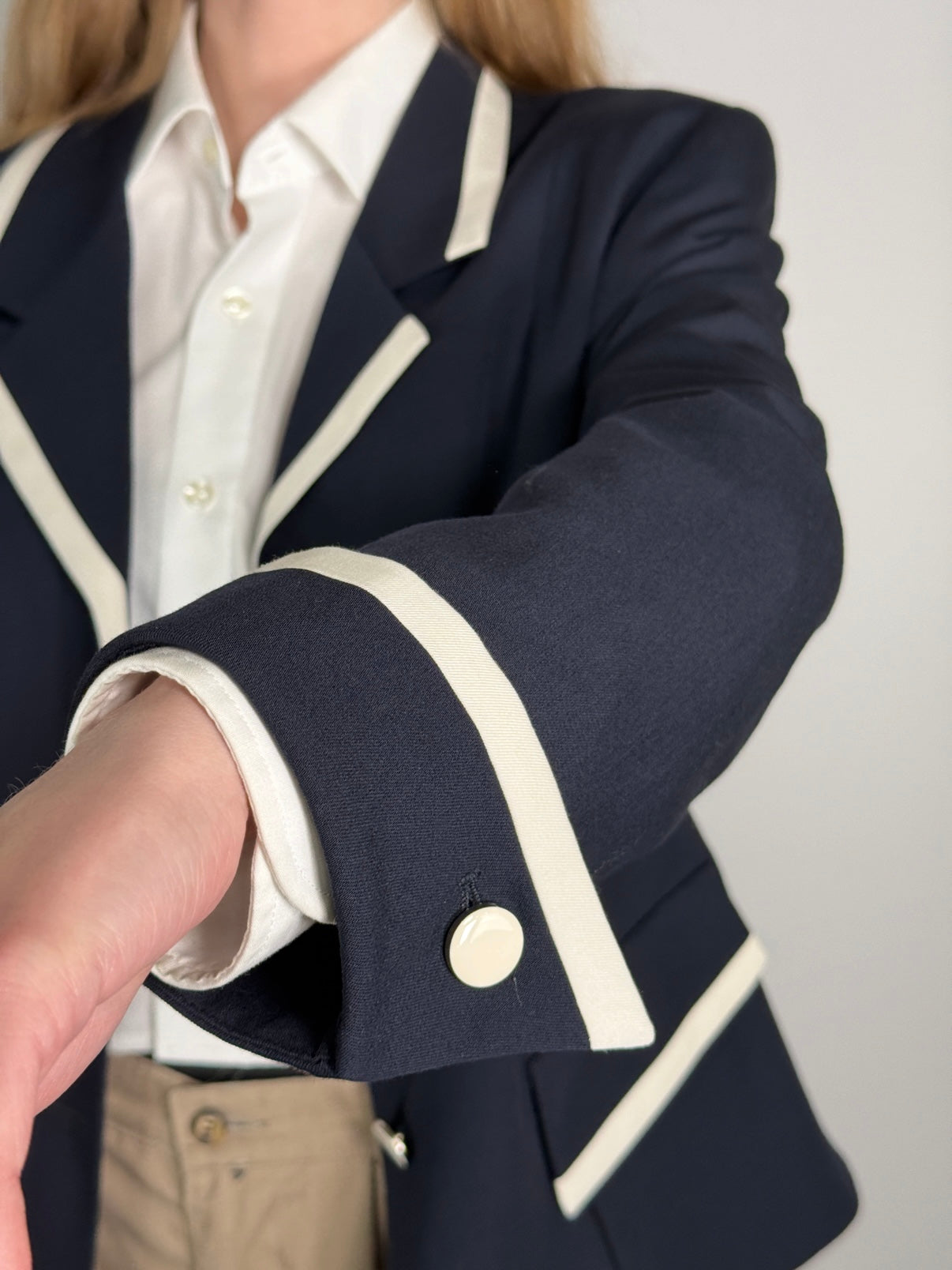 White Piping Details Navy Blazer str. 40