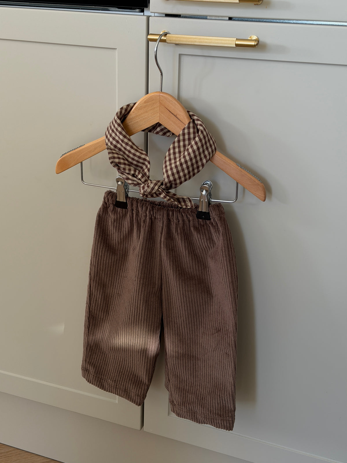 LATTE VELVET TROUSERS