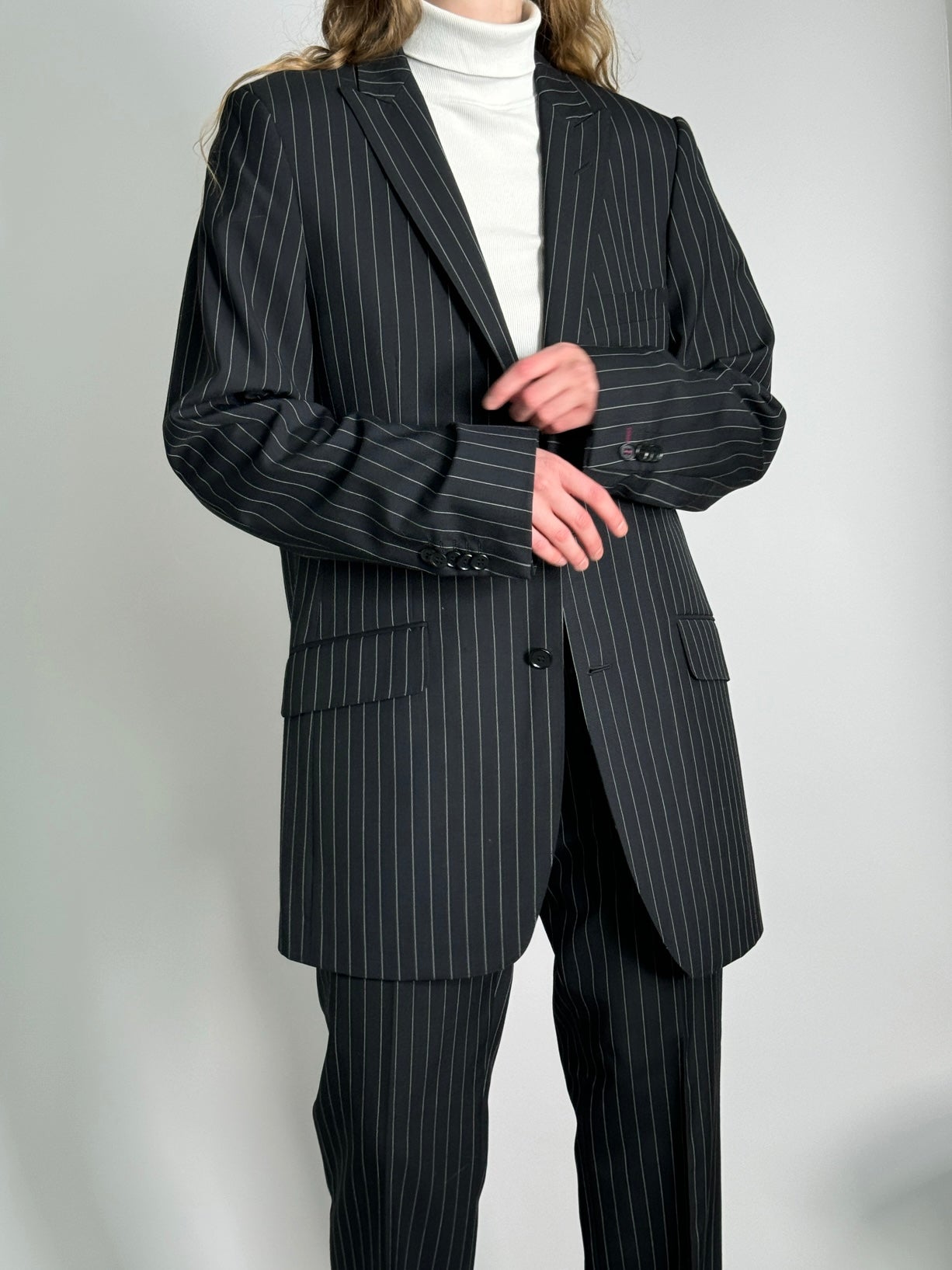 Pinstriped Wool blend Suit str. 38