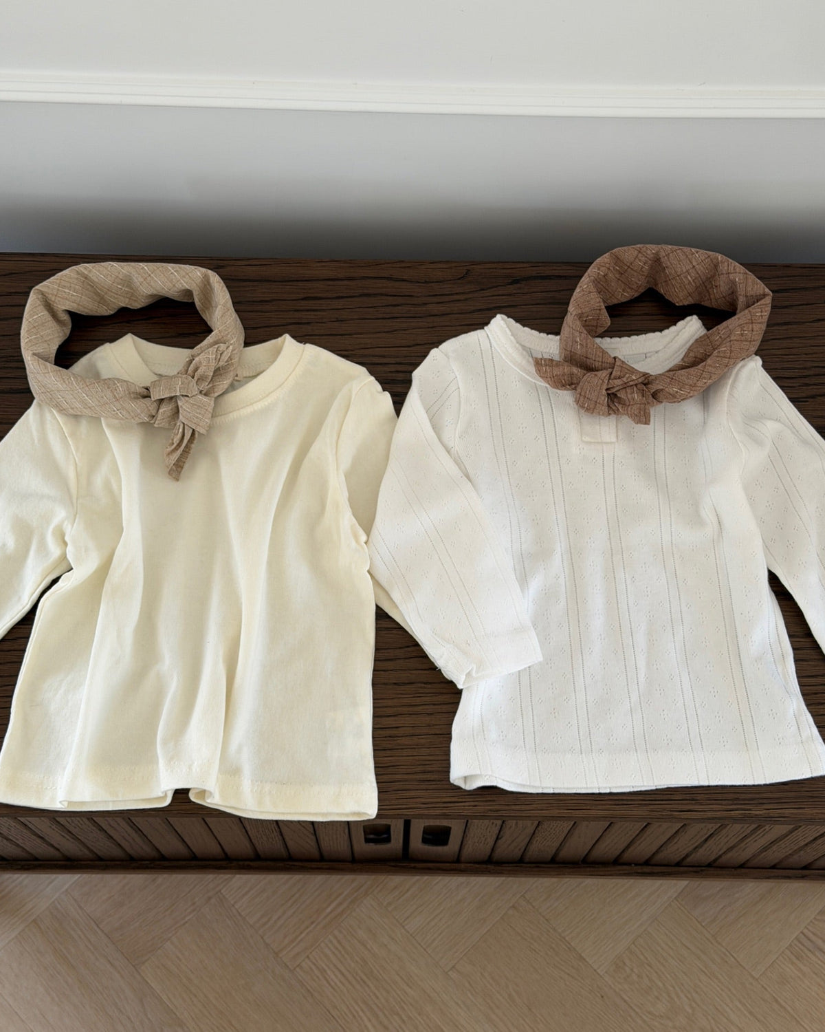 CREAM LONG-SLEEVE BASIC TOP