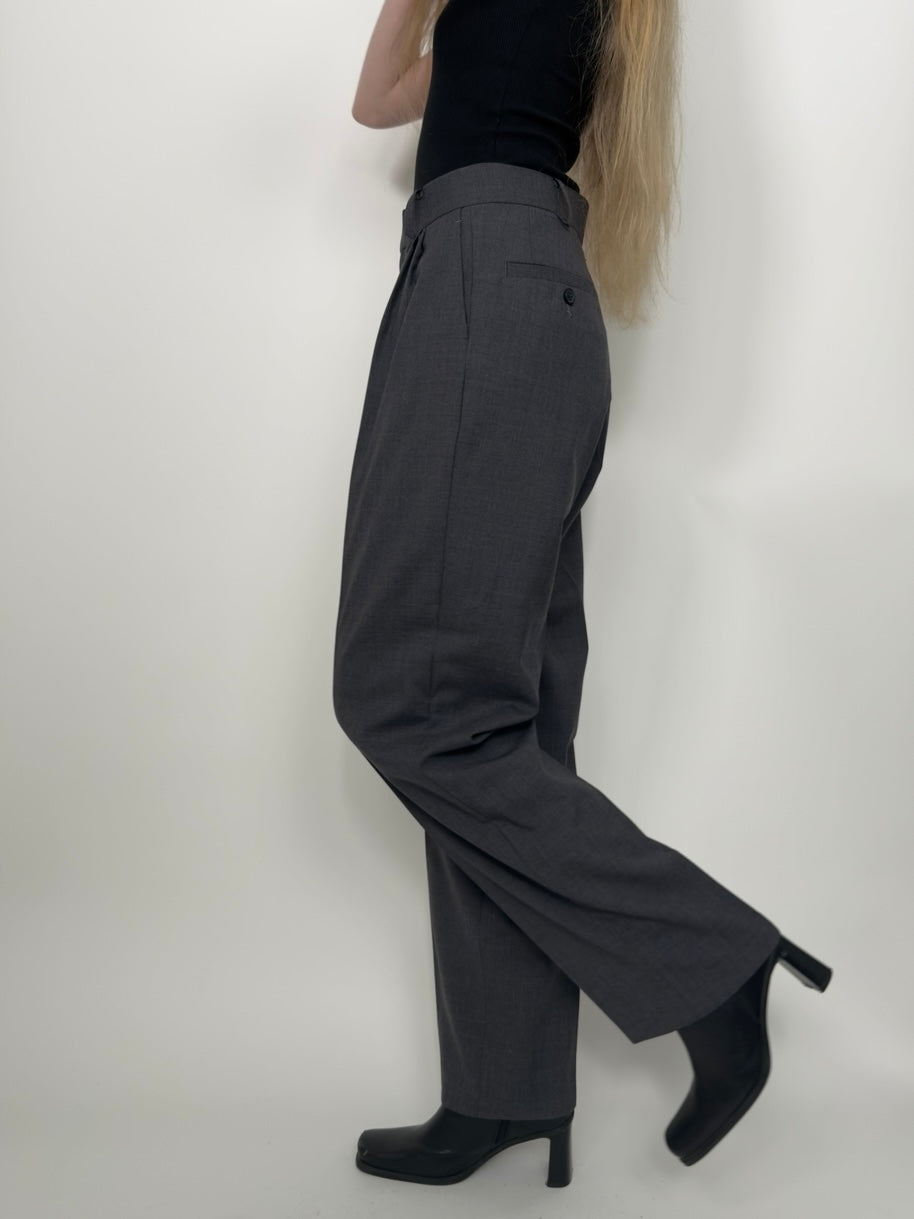 Grey Double Pleated Trousers str. 36
