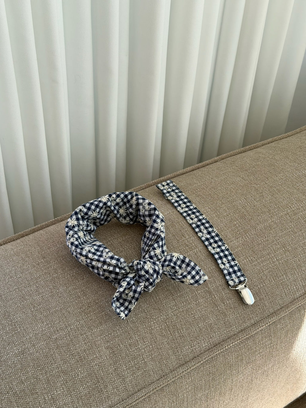 BRODERI ANGLAISE TØRKLÆDE