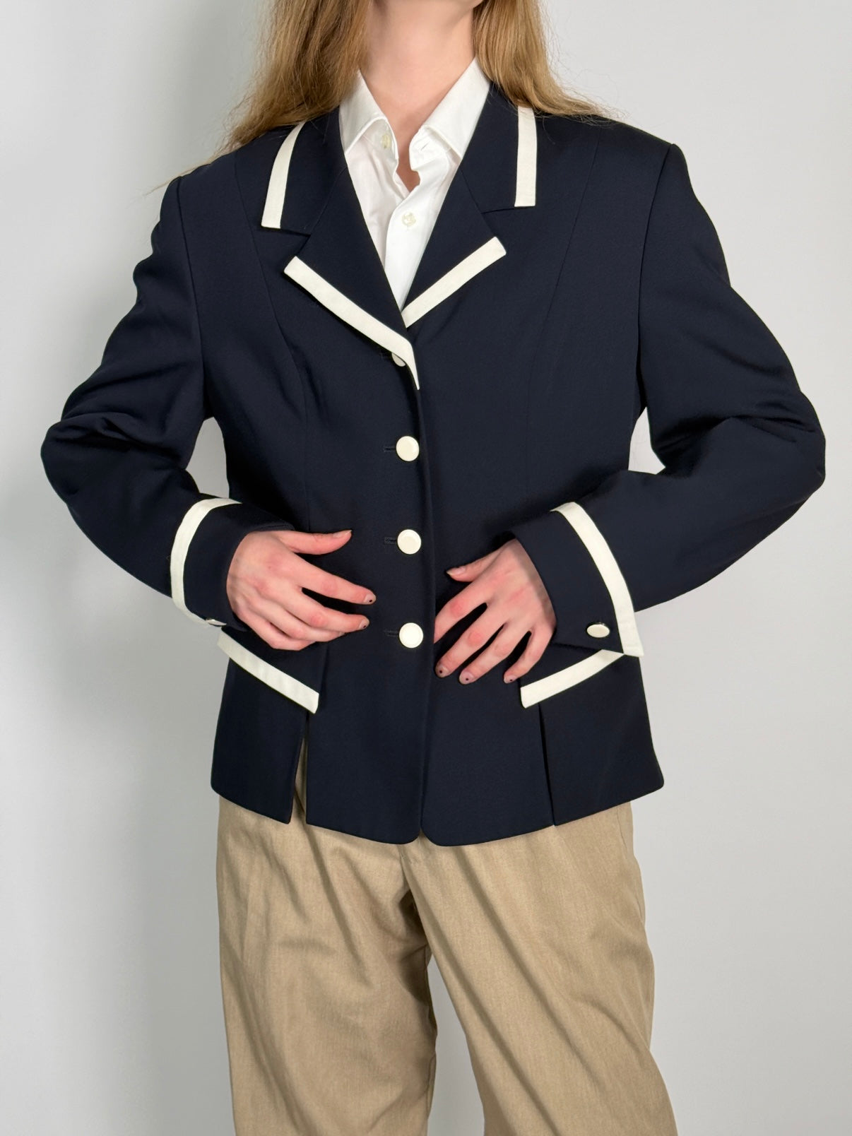 White Piping Details Navy Blazer str. 40