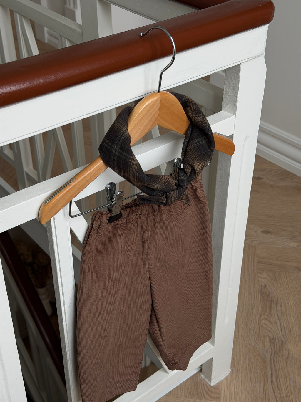 TOFFEE FINE-CORD VELVET TROUSERS