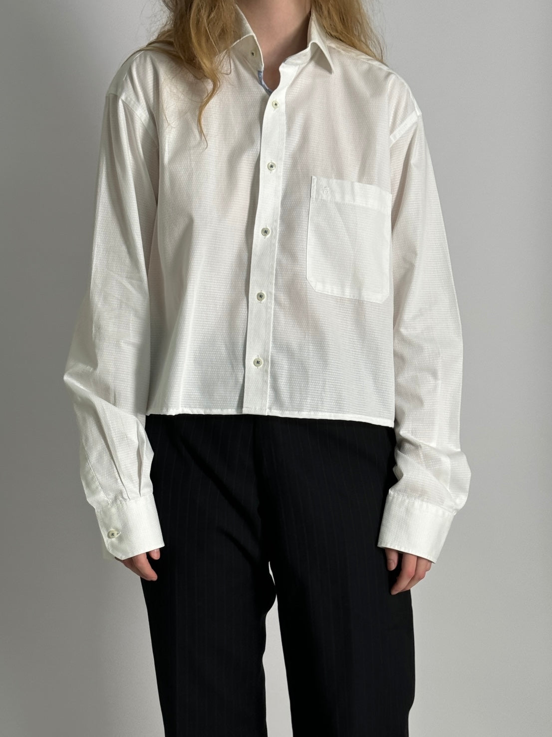 White Shirt str. M/L