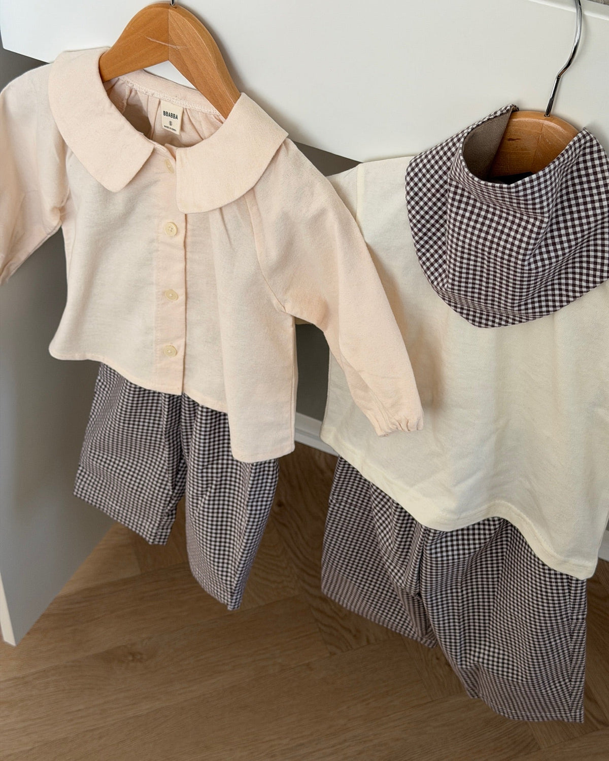 CREAM BLOUSE WITH PETER PAN COLLAR