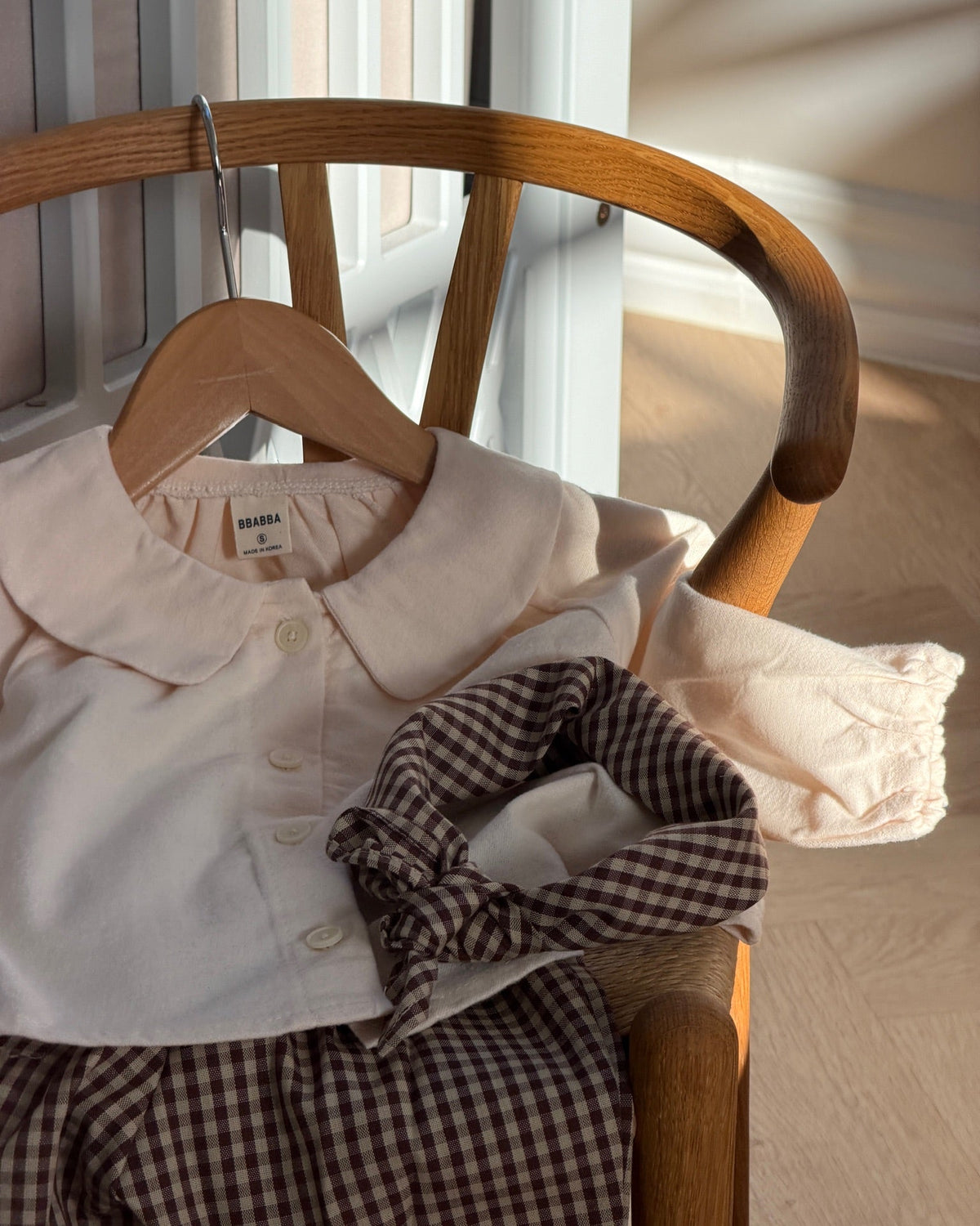 CREAM BLOUSE WITH PETER PAN COLLAR