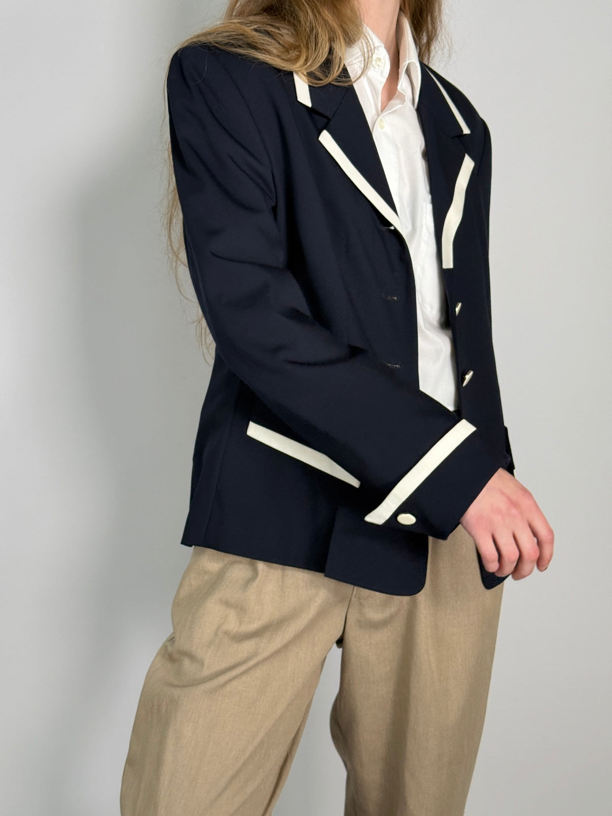 White Piping Details Navy Blazer str. 40