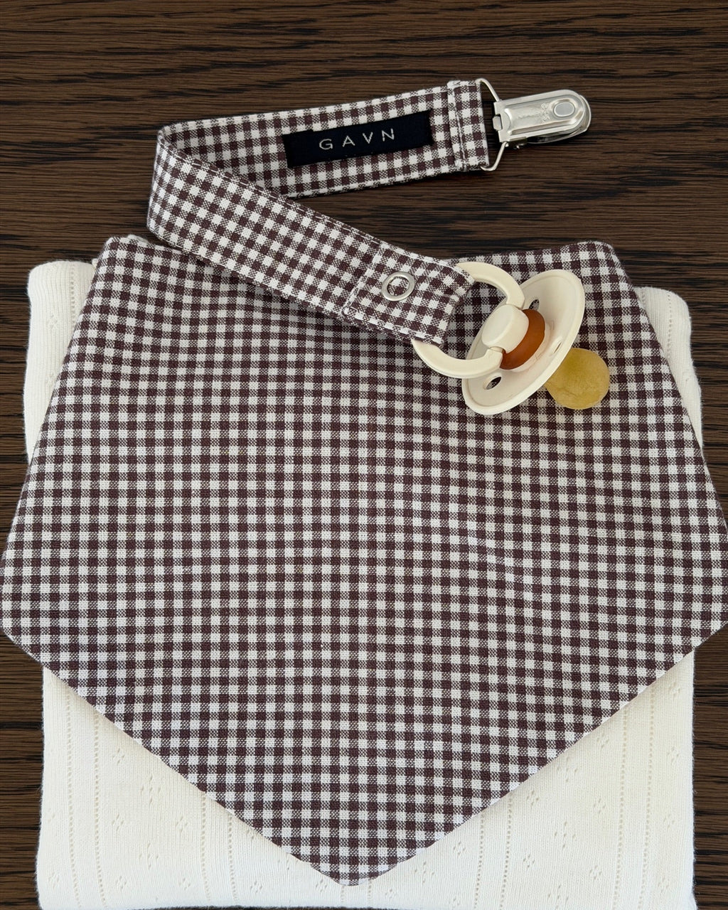 CHOCOLATE BIB